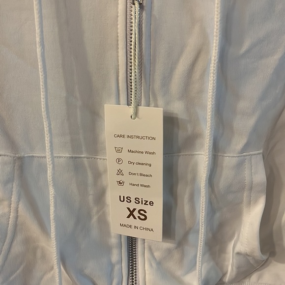 White jacket - Picture 2 of 2